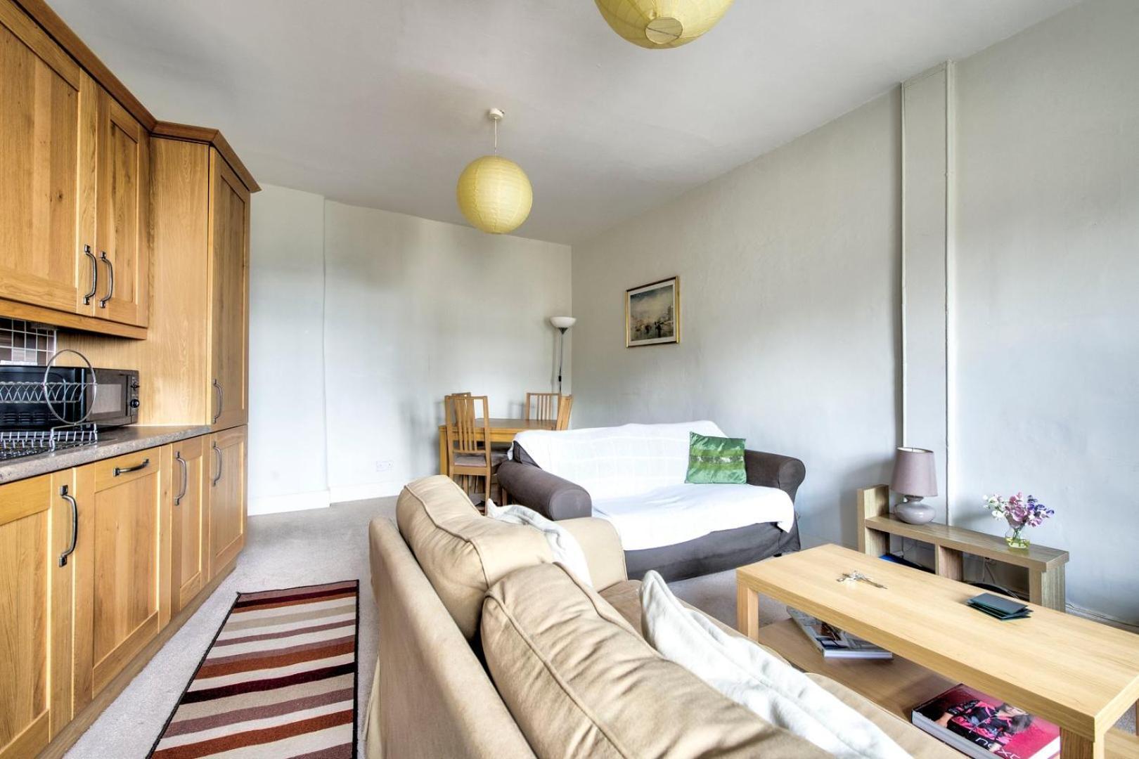 Guestready - Charming Home In Old Town Edinburg Exteriör bild